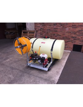 600 Litre Pick up sprayers with GX160 Honda and Comet APS41 Pump
